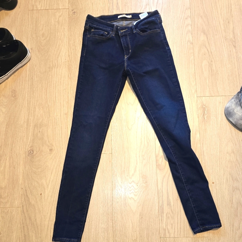 Levi - dark skinny jeans